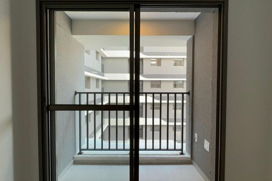 Sacada de kitnet/studio à venda com 1 quarto, 26m² em Pinheiros, São Paulo