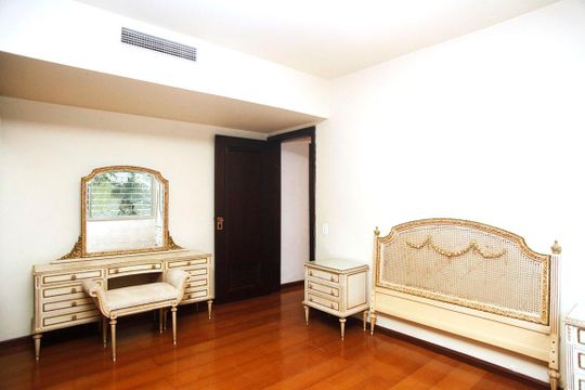 Suíte de apartamento para alugar com 3 quartos, 152m² em Rio Branco, Porto Alegre