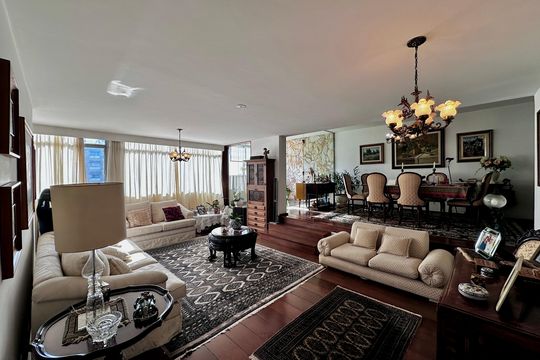 Apartamento para alugar com 3 quartos, 210m² em Santo Amaro, São Paulo