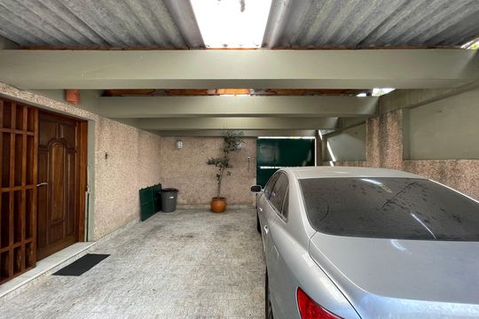 Garagem de casa à venda com 4 quartos, 244m² em Instituto de Previdencia, São Paulo