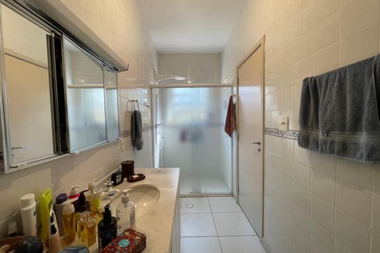 Banheiro 1 de casa à venda com 4 quartos, 244m² em Instituto de Previdencia, São Paulo