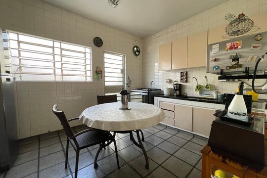 Cozinha de casa à venda com 4 quartos, 244m² em Instituto de Previdencia, São Paulo