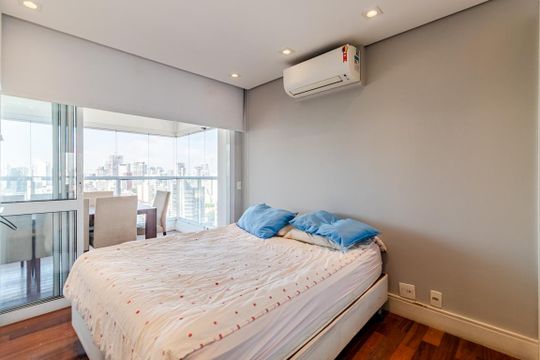 Quarto de apartamento à venda com 1 quarto, 58m² em Pinheiros, São Paulo