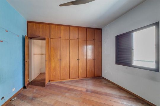 Casa à venda com 4 quartos, 897m² em Vila Nova Caledonia, São Paulo