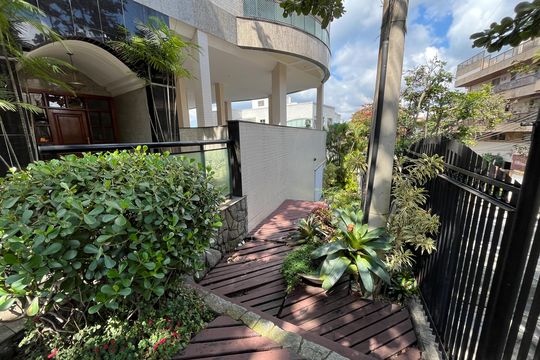 Área Verde de apartamento à venda com 4 quartos, 600m² em Jardim Guanabara, Rio de Janeiro