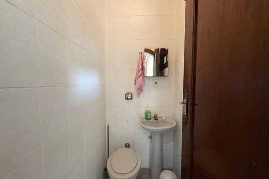 Banheiro de Serviço de casa à venda com 5 quartos, 360m² em Vila Humaita, Santo André