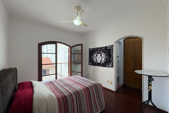 Suite 4 de casa à venda com 5 quartos, 360m² em Vila Humaita, Santo André