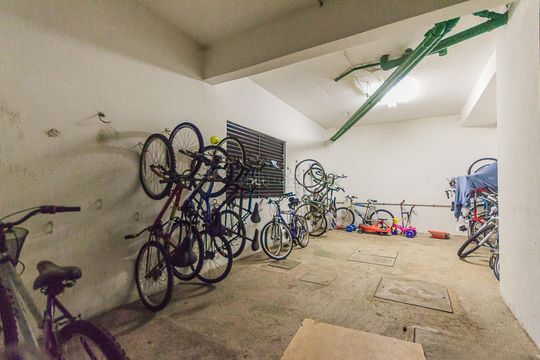 Área comum de apartamento à venda com 3 quartos, 121m² em Petrópolis, Porto Alegre