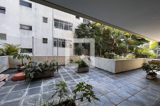 Área comum de apartamento à venda com 2 quartos, 90m² em Indianópolis, São Paulo