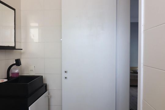 Banheiro Social de apartamento para alugar com 2 quartos, 54m² em Nova Petrópolis, São Bernardo do Campo