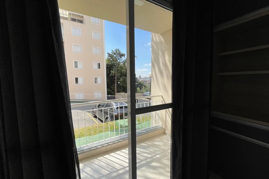 Sala de apartamento para alugar com 2 quartos, 55m² em Parque Frondoso, Cotia
