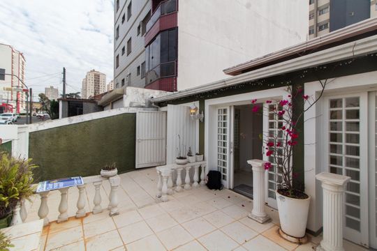Área Externa de casa à venda com 3 quartos, 160m² em Vila Angelino Rossi, Campinas