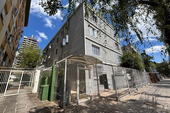 Fachada de apartamento à venda com 1 quarto, 25m² em Menino Deus, Porto Alegre