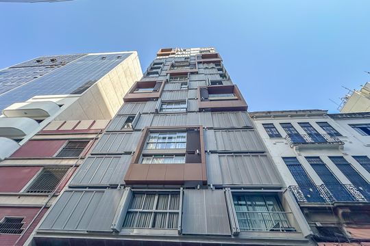 Fachada de kitnet/studio à venda com 1 quarto, 35m² em Lapa, Rio de Janeiro