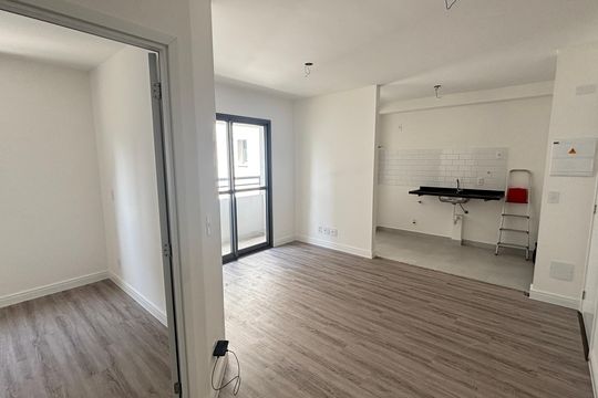 Sala de apartamento à venda com 1 quarto, 40m² em Vila Sao Pedro, Santo André