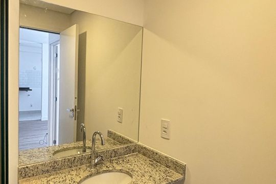 Banheiro Social de apartamento à venda com 1 quarto, 40m² em Vila Sao Pedro, Santo André