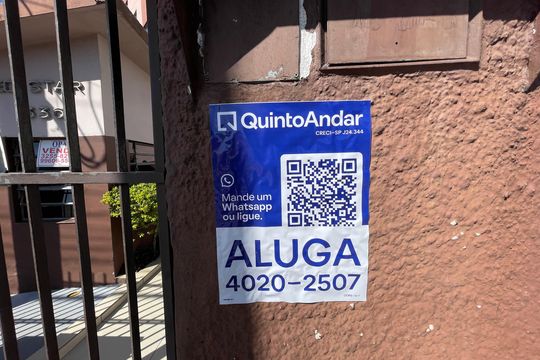 Placa de apartamento para alugar com 2 quartos, 52m² em Vila Butantã, São Paulo