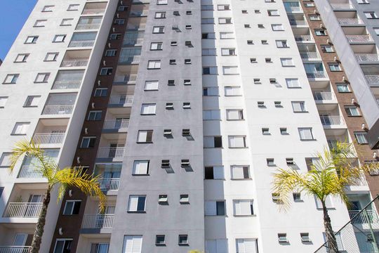 Fachada do bloco de apartamento para alugar com 2 quartos, 54m² em Centro, Diadema