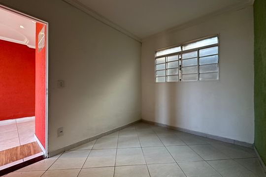 Casa à venda com 2 quartos, 50m² em São Francisco, Belo Horizonte