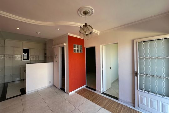 Casa à venda com 2 quartos, 50m² em São Francisco, Belo Horizonte