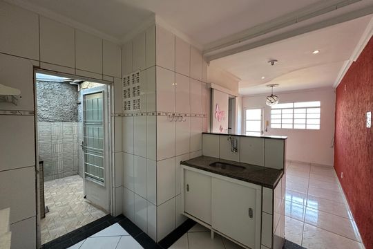 Casa à venda com 2 quartos, 50m² em São Francisco, Belo Horizonte