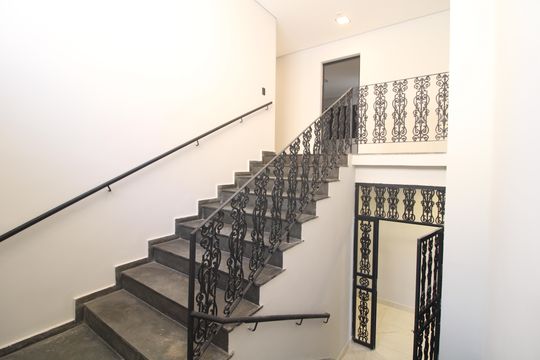 Escada de kitnet/studio para alugar com 1 quarto, 23m² em Socorro, São Paulo