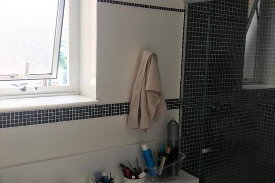 Bnaheiro de apartamento à venda com 2 quartos, 65m² em Vila Nova Conceição, São Paulo