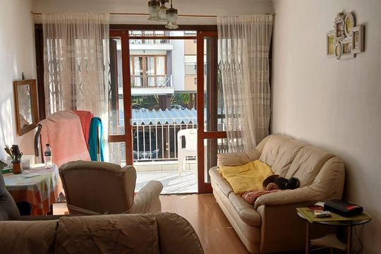 Apartamento para alugar com 3 quartos, 132m² em Jardim Lindóia, Porto Alegre