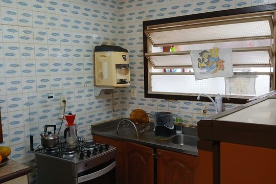 Cozinha de apartamento para alugar com 3 quartos, 132m² em Jardim Lindóia, Porto Alegre