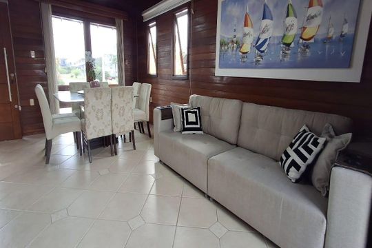 Casa para alugar com 3 quartos, 260m² em Canasvieiras, Florianópolis