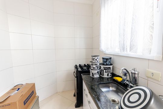 Cozinha de apartamento à venda com 2 quartos, 37m² em Parque Novo Oratório, Santo André
