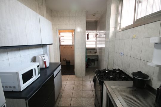 Cozinha de apartamento para alugar com 1 quarto, 40m² em Canto do Forte, Praia Grande