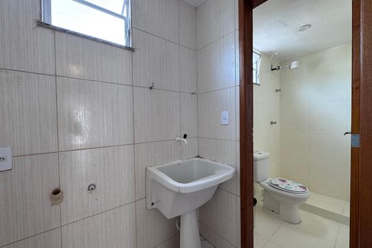 Área de Serviço de apartamento para alugar com 1 quarto, 50m² em Vargem Pequena, Rio de Janeiro