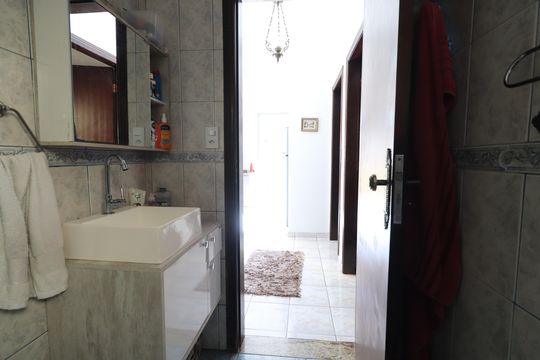 Banheiro 3 de casa à venda com 7 quartos, 450m² em Vila Matilde, São Paulo