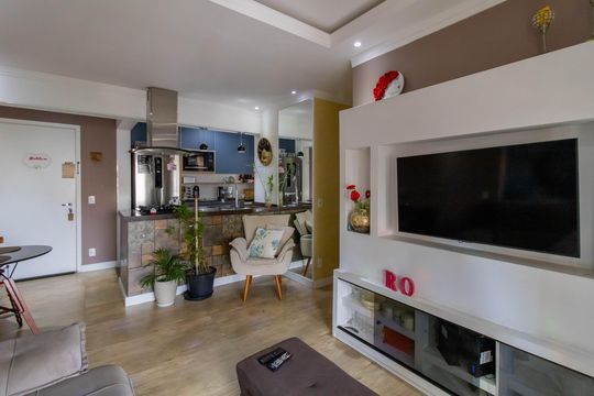 Sala de apartamento à venda com 2 quartos, 62m² em Vila Augusta, Guarulhos