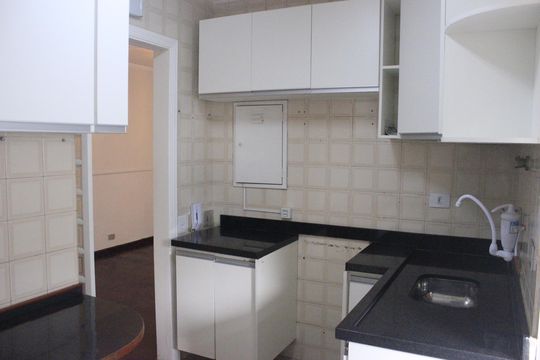 Cozinha de apartamento à venda com 3 quartos, 60m² em Vila Augusta, Guarulhos