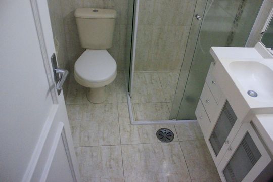 Banheiro Social de apartamento à venda com 3 quartos, 60m² em Vila Augusta, Guarulhos