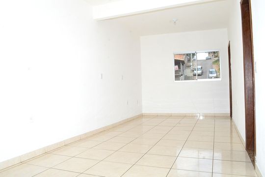 Sala de casa para alugar com 2 quartos, 85m² em Novo Alvorada, Belo Horizonte