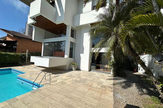 Área comum - Piscina de casa de condomínio para alugar com 4 quartos, 400m² em Morada dos Pássaros, Barueri