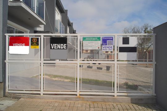 placa de casa à venda com 2 quartos, 67m² em São Jorge, Novo Hamburgo