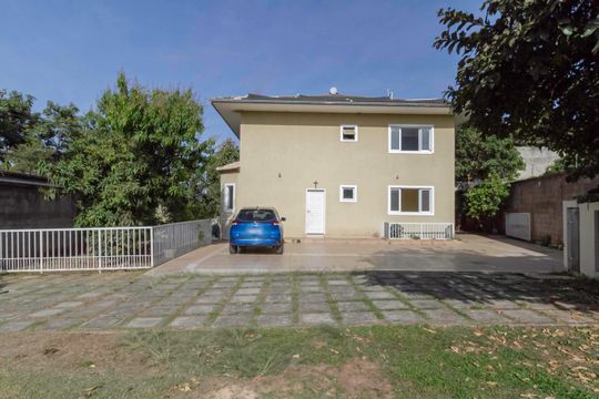 Garagem de casa à venda com 4 quartos, 560m² em Bandeirantes (pampulha), Belo Horizonte
