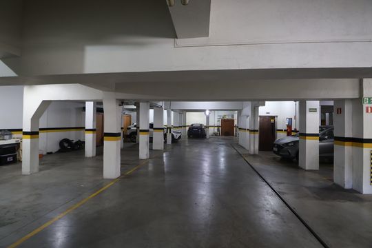 Garagem de apartamento à venda com 3 quartos, 181m² em Centro, Canoas