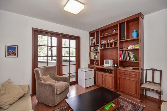 Quarto 3 de casa à venda com 5 quartos, 316m² em Jardim Leonor, São Paulo