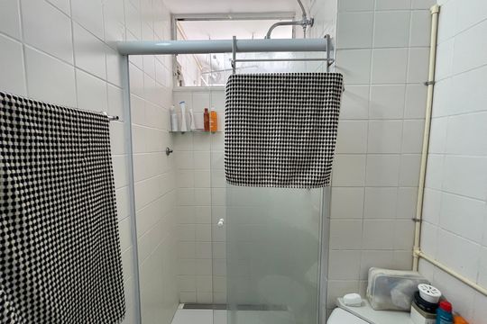 Banheiro de apartamento à venda com 2 quartos, 50m² em Jaguaré, São Paulo