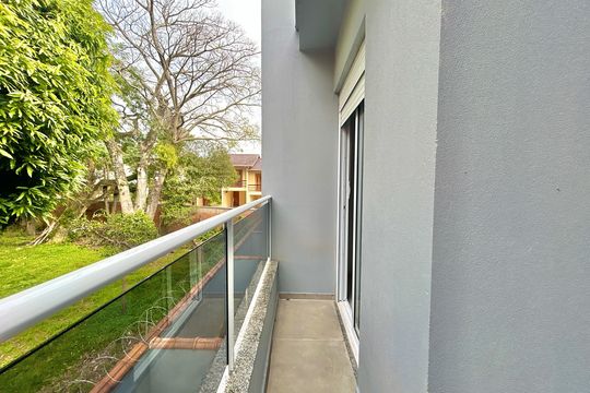 Sacada da Quarto 2 de casa à venda com 2 quartos, 67m² em São Jorge, Novo Hamburgo