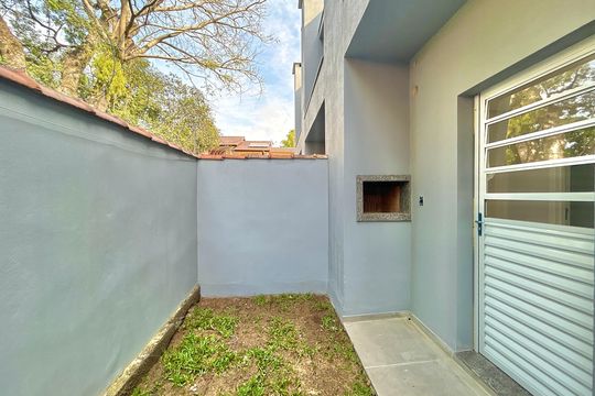 Pátio de casa à venda com 2 quartos, 67m² em São Jorge, Novo Hamburgo