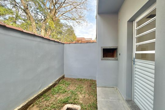 Pátio de casa à venda com 2 quartos, 67m² em São Jorge, Novo Hamburgo