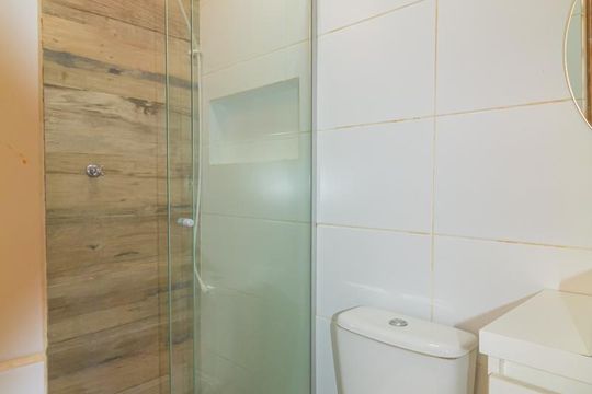Banheiro de casa para alugar com 1 quarto, 32m² em Harmonia, Canoas
