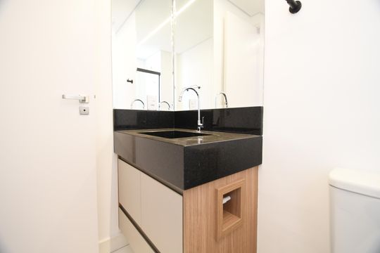 Banheiro de apartamento para alugar com 1 quarto, 51m² em Centro, Campinas