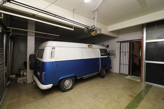 Garagem de casa à venda com 5 quartos, 356m² em Jardim Guanabara, Rio de Janeiro